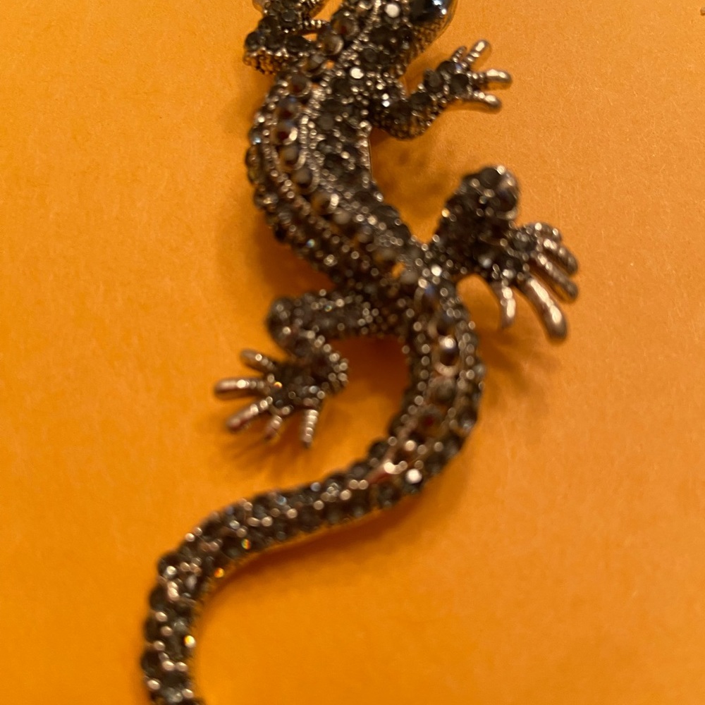 Lizard Rhinestone Brooch pin - Picture 2 of 4